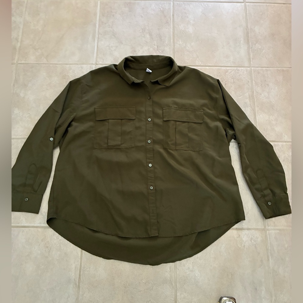 Old Navy Women’s Olive Green Button Down Shirt